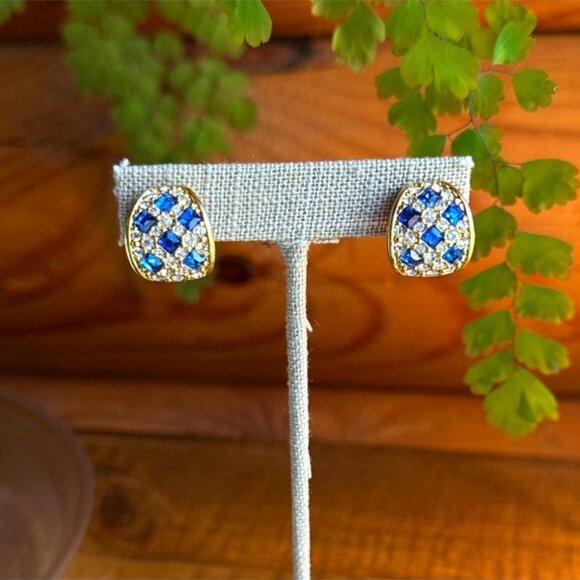 Vintage Swarovski Gold-Tone Clip-On Earrings Blue Clear Crystals Huggie Hoop - Picture 2 of 9